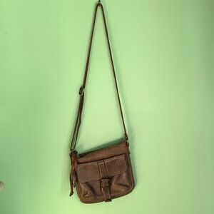 Roots purse, Good condition. Tan leather